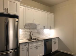 649 King St APT A, Santa Rosa, CA 95404