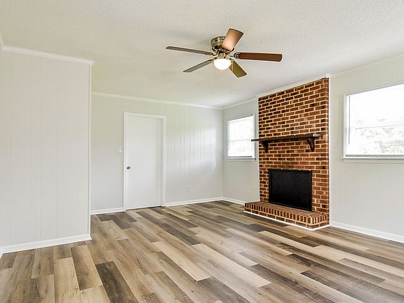 3rd image of 4604 Honey Dew Dr
