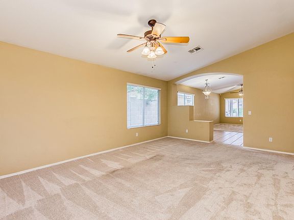 3rd image of 20269 N 82nd Ln