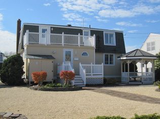 10 W Dune Ln, Brant Beach, NJ 08008