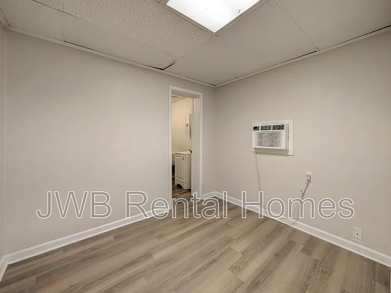 1204 Glencoe St #4 — Photo 8