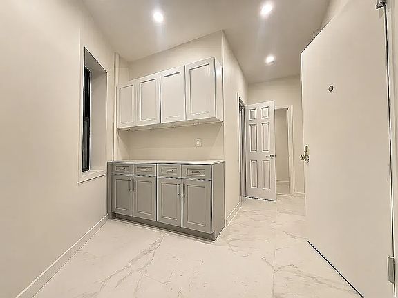4th image of 771 4th Ave #1D