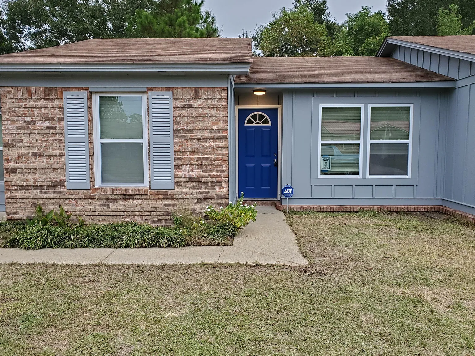 4 bed, 1363 sqft, $1,695 — Photo 2