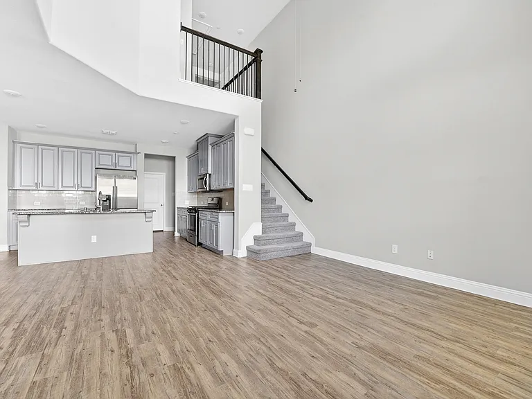 6428 Hermosa Dr — Photo 12