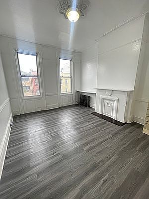 4th image of 179 Wyckoff Ave APT 3R