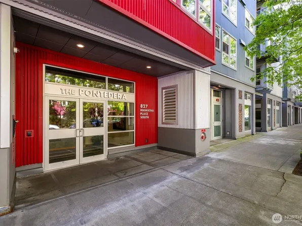 827 Hiawatha Place S #515, Seattle, WA 98144