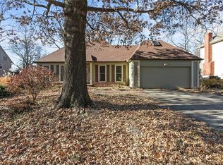 10328 Century Ln, Overland Park, KS 66215