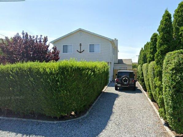 10 Lyndale Ct