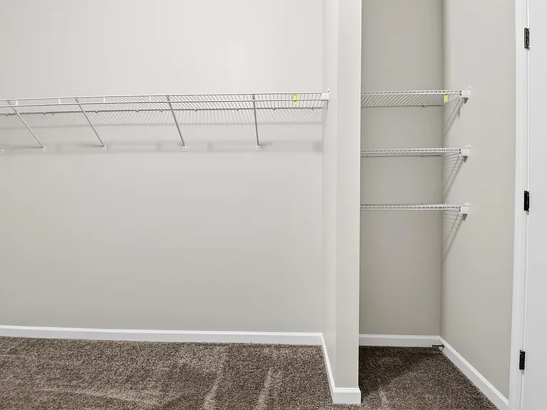 144 Reserve Pl — Photo 37