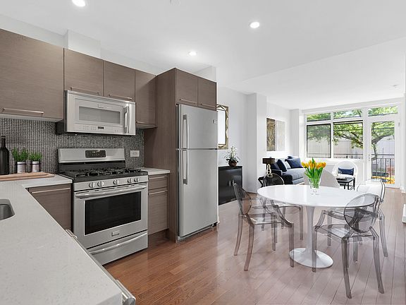 3rd image of 11-15 Broadway #3CF
