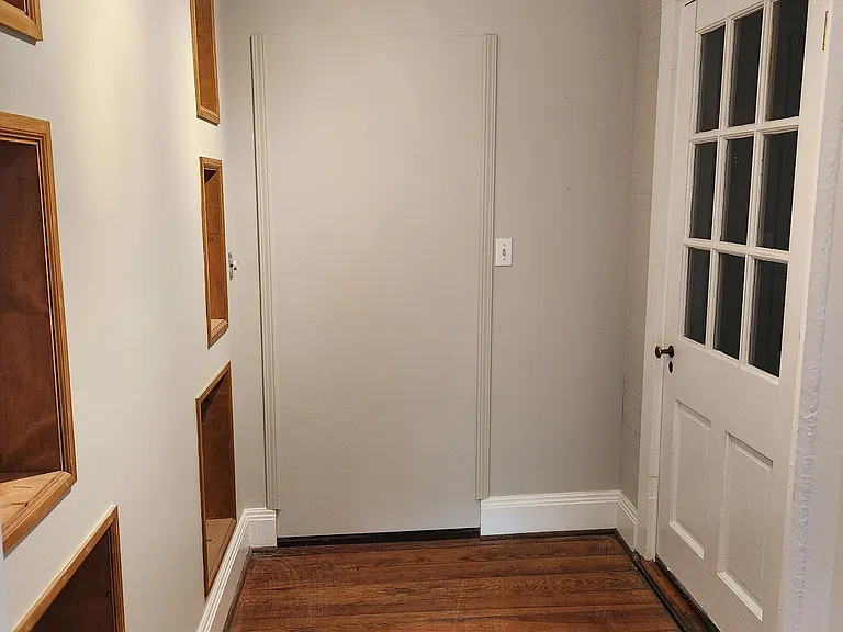 308 Green St NE — Photo 7