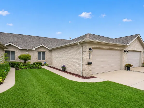 35251 Silver Maple Dr, Clinton Township, MI 48035