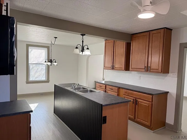 1727R Scalp Ave — Photo 11