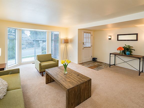 5th image of 16871 NE 24th Pl