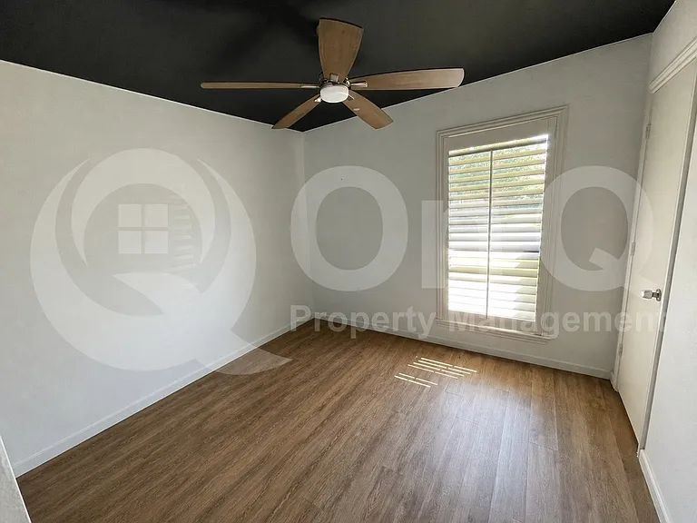 225 Pinyon Ln — Photo 14