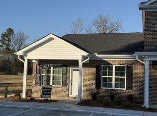 604 W Hill St, Benson, NC 27504