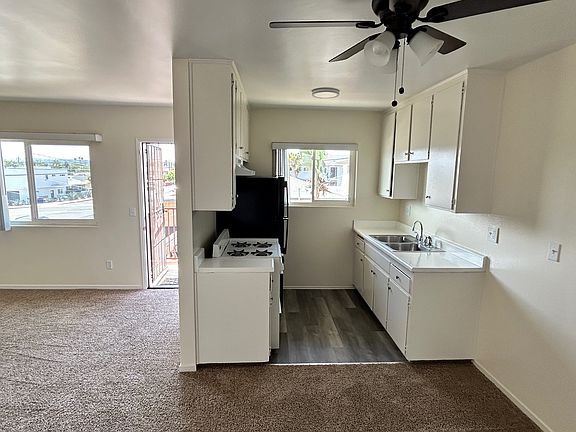 5th image of 764 11th St APT C