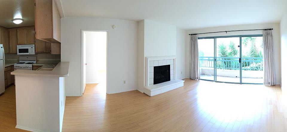 Living and Kitchen