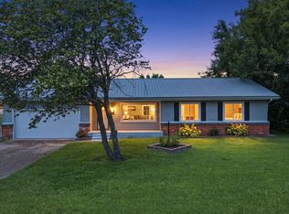 1611 W Fair Play Street, Bolivar, MO 65613