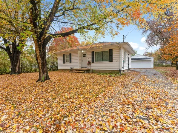 1308 Riverview St NW, Warren, OH 44485