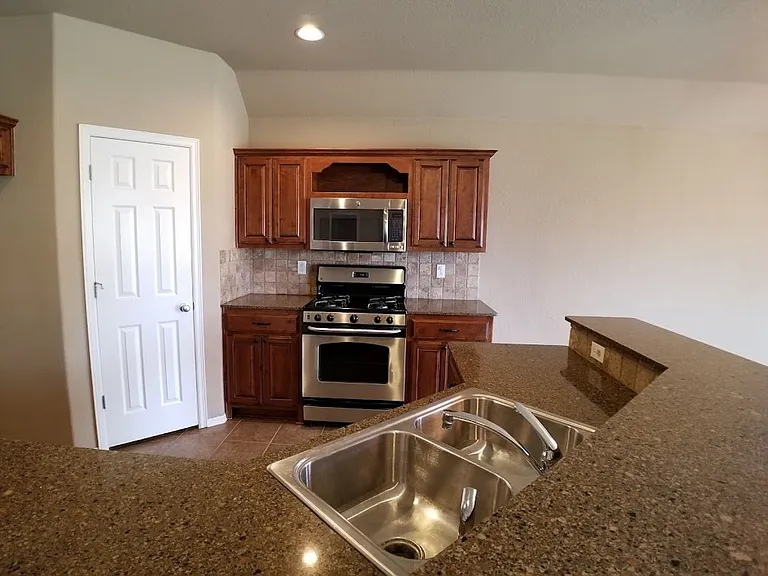 3905 W 110th Pl S — Photo 15