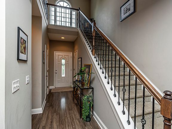 5th image of 4243 Katherine Pl