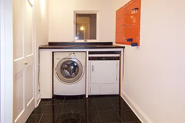 Rented by Fox Residential Group