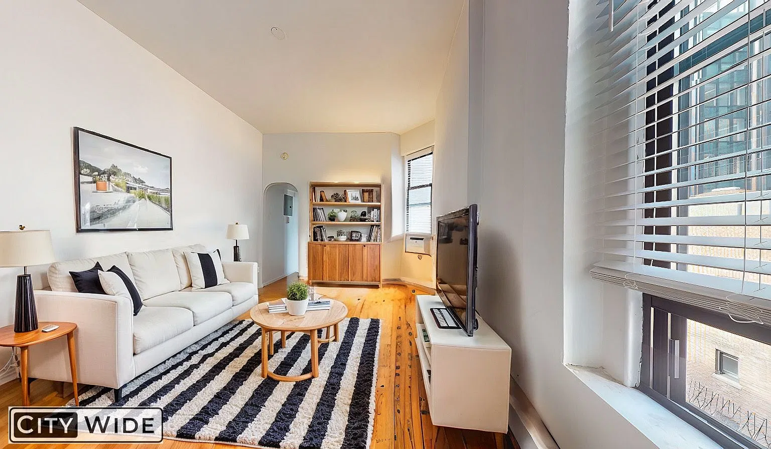 222 East 51st Street — Photo 1