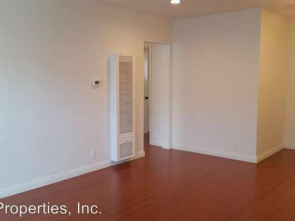 2nd image of 3367 Overland Ave APT 2