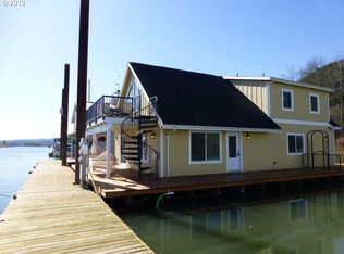 25000 NW Saint Helens Rd #FP-8S, Scappoose, OR 97231