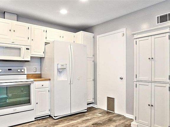 4th image of 4745 Sweetwood Ct