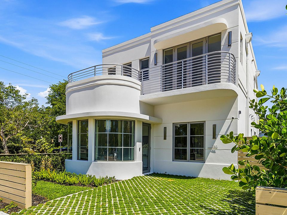 1st image of 785 Park Place