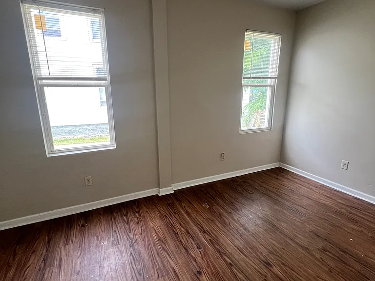 48 5th Ave #1 — Photo 8