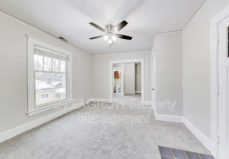 945 Woodruff Place Middle Dr #4 — Photo 10