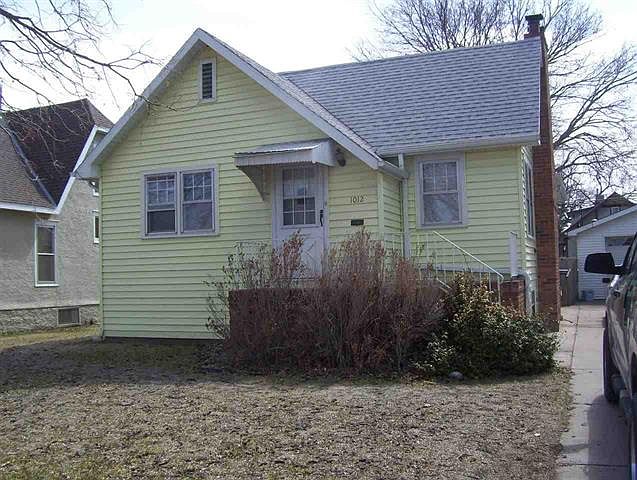 1st image of 1012 W 5th St