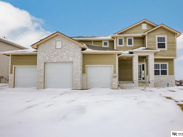 12165 S 109th St, Papillion, NE 68046