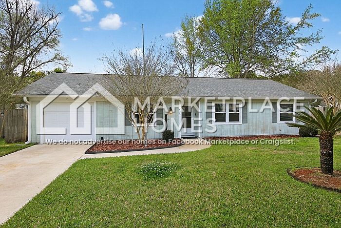 1st image of 114 Oak Ct