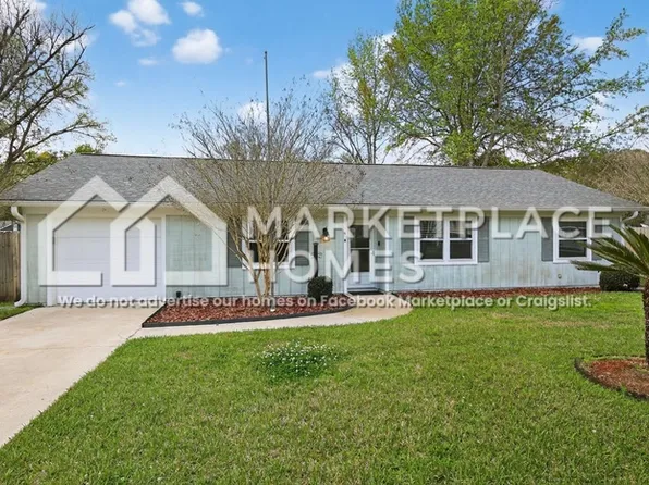 114 Oak Ct, Kingsland, GA 31548