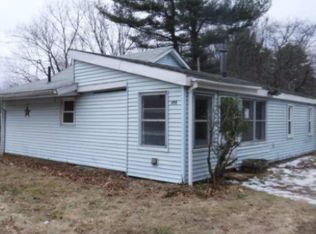 403R Batchelor St, Granby, MA 01033