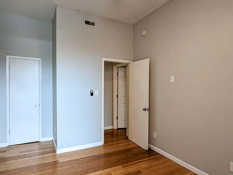 2907 S Jefferson Ave #2F — Photo 11