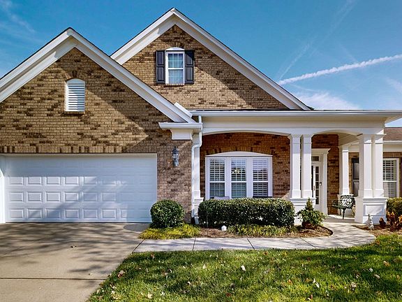 4th image of 255 Antebellum Ln
