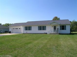 120 Shirley Ave, White Pigeon, MI 49099