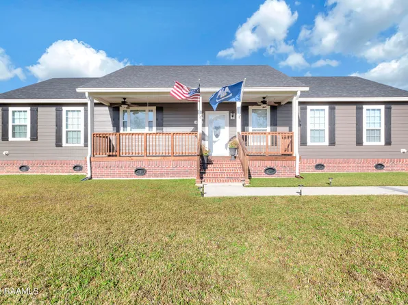 1008 France Palmire Dr, Arnaudville, LA 70512
