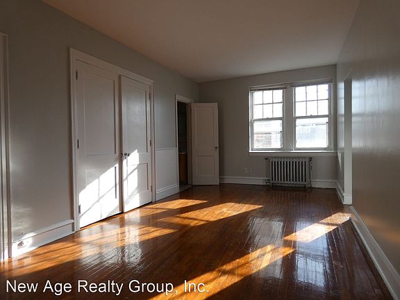 2nd image of 506 S 41st St APT 3E