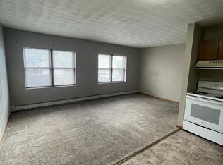 123 N 4th St APT B1, Mankato, MN 56001