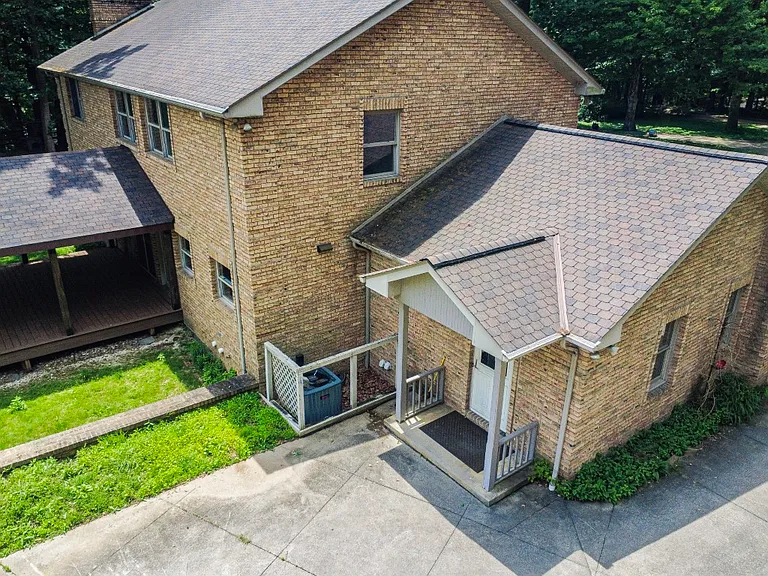 3423 Yellow Creek Rd — Photo 129
