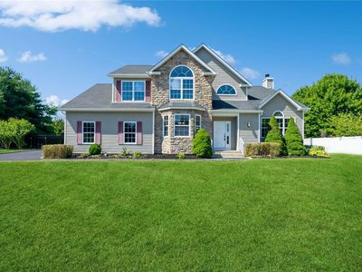 2 Claremont Drive, Shoreham, NY, 11786
