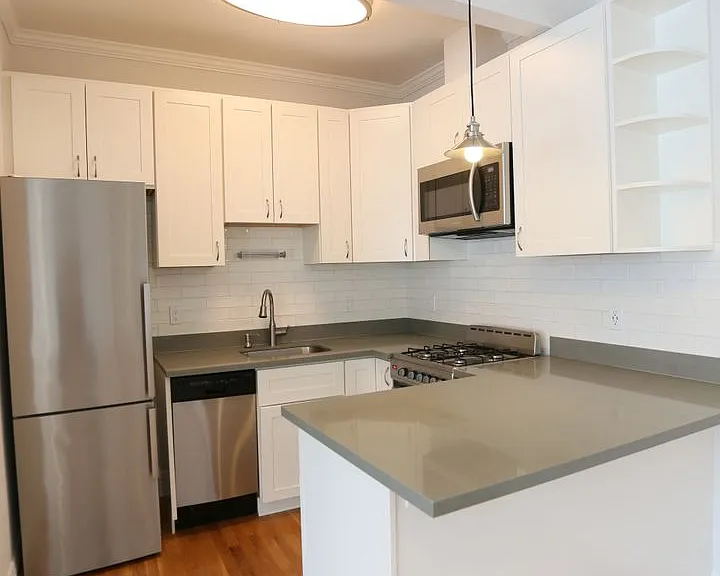 171 Montecito Ave #301 — Photo 4