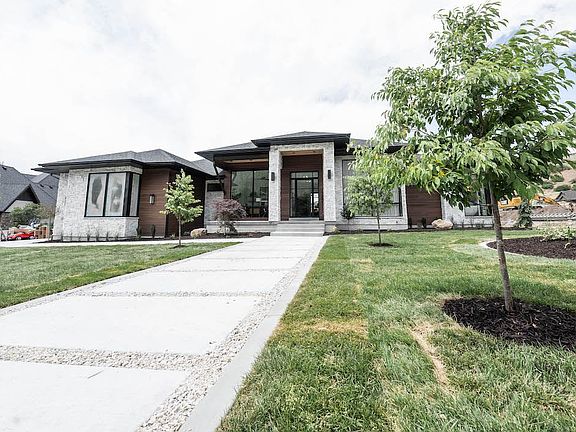 4th image of 11318 S Canyon Falls Ln E #203