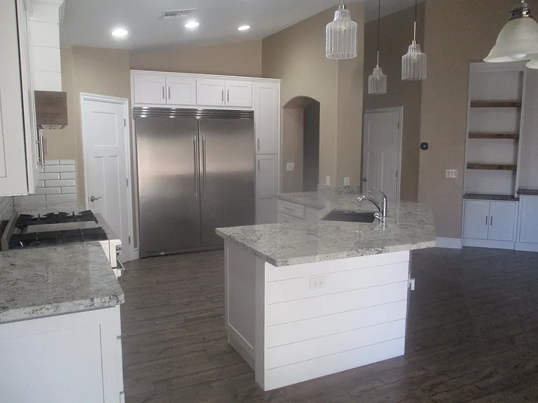 678 W Jersey Way — Photo 5